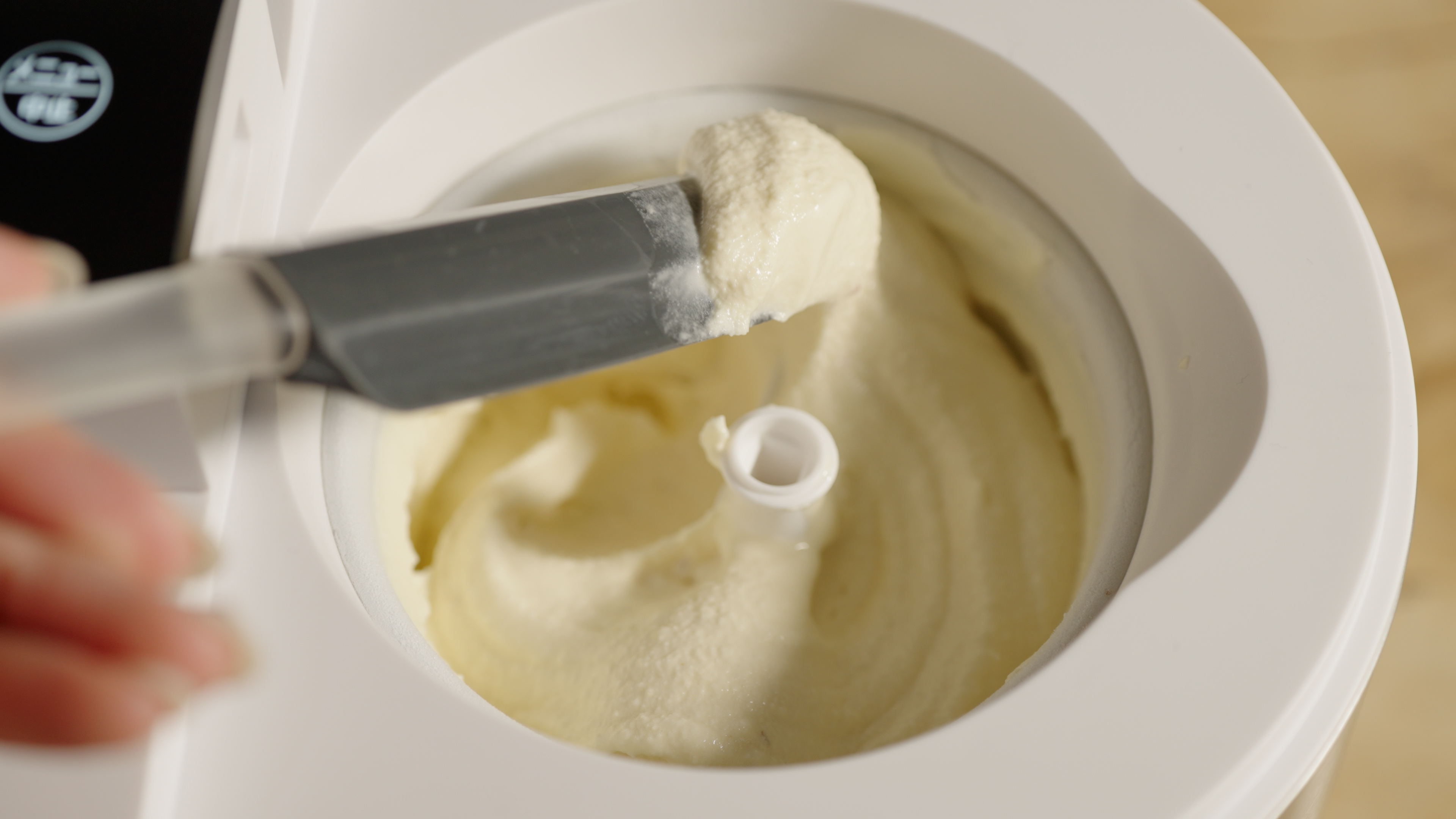 ふわふわの本格出来立てアイス